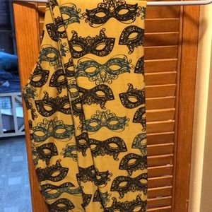 Masquerade lularoe leggings
